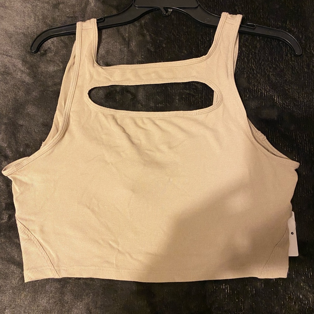 Lululemon crop top